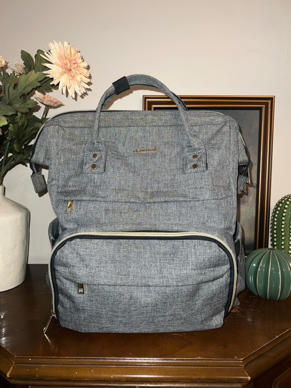 Gray LOVEVOOK Waterproof Laptop Backpack Travel/Nurses/Teachers - USB port EUC!!